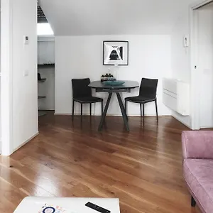 Comecasa Attic 5 Min Walk From Duomo , Milan Italy