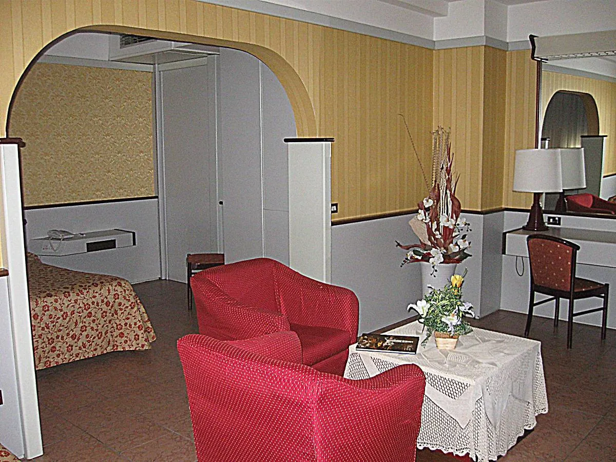 Hotel Maxim Βερόνα