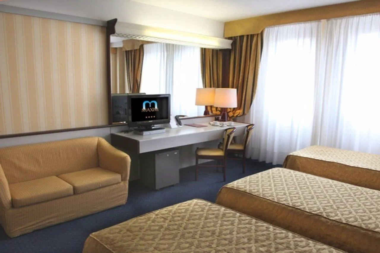 Hotel Maxim Βερόνα