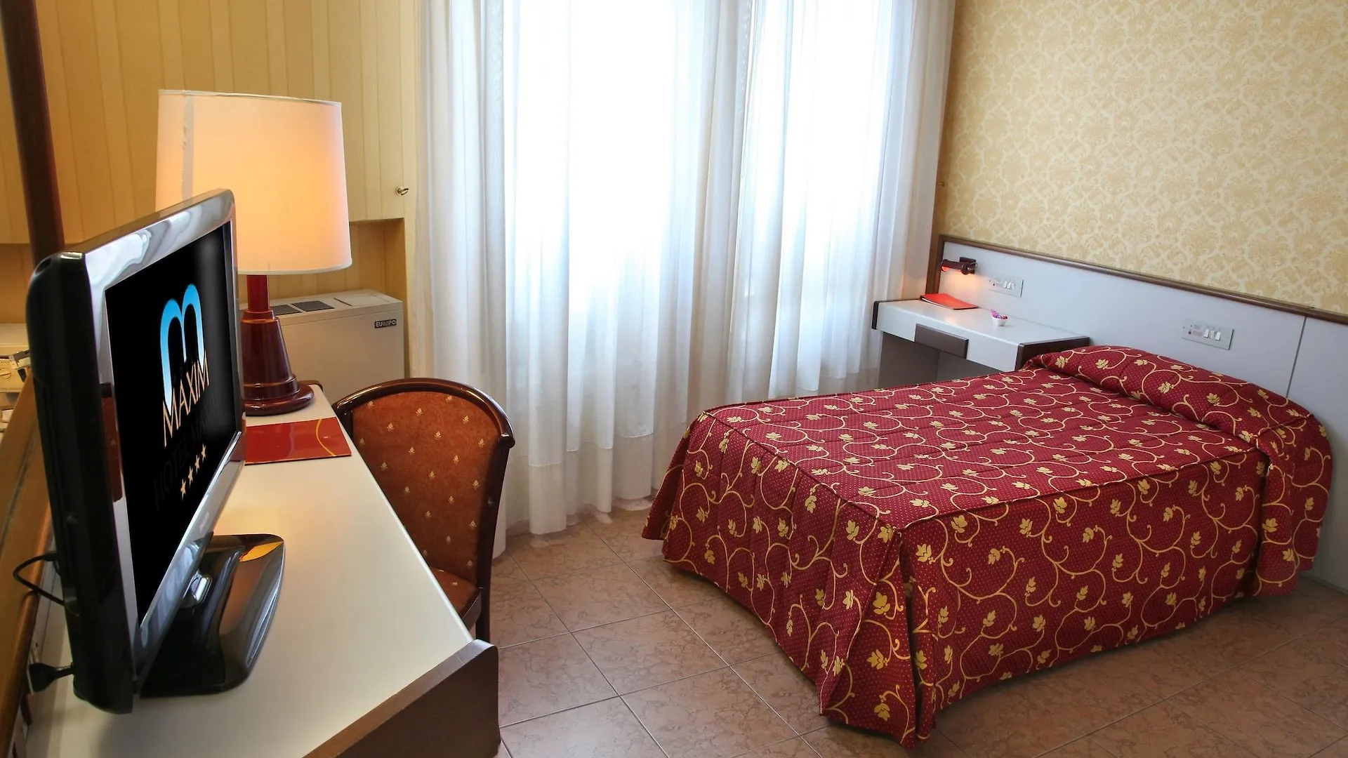 Hotel Maxim Верона 4*,  Италия