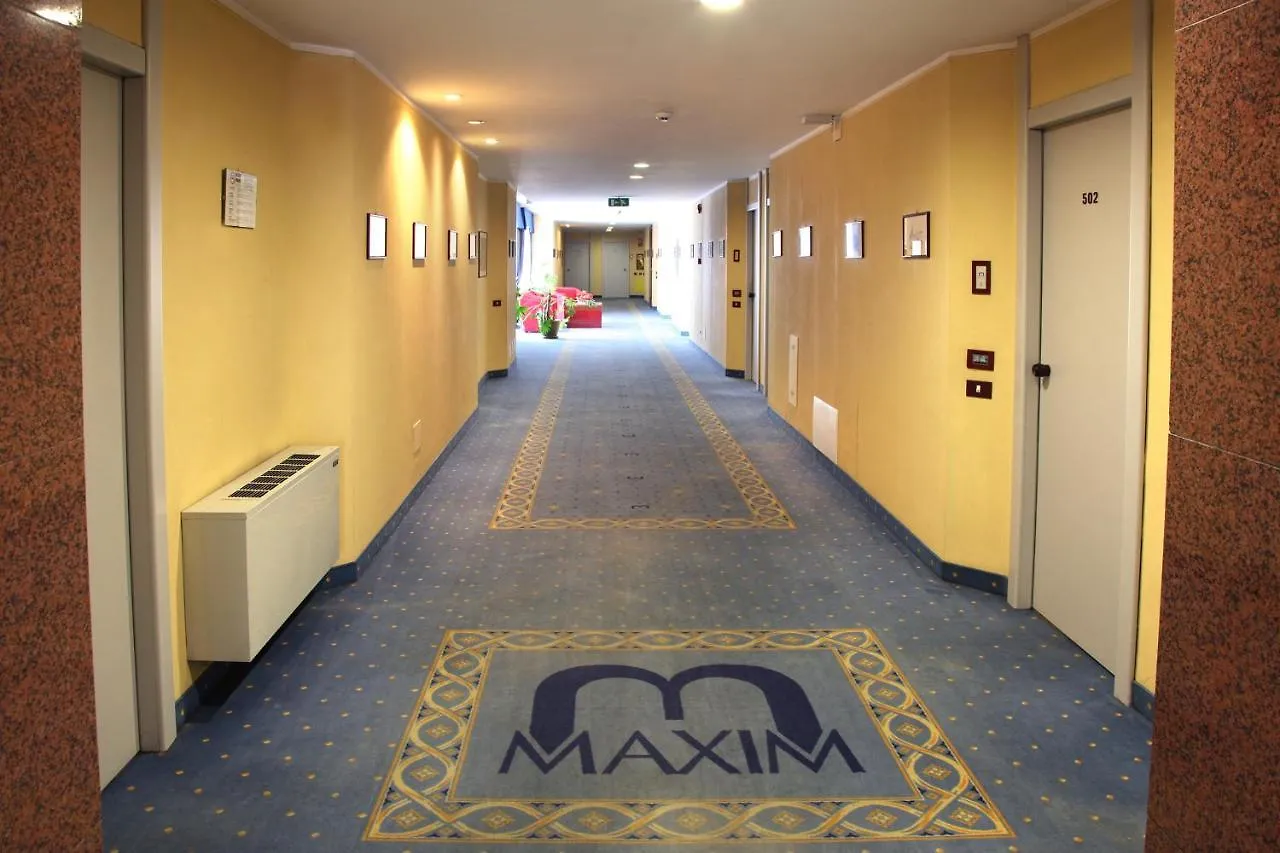 Hotel Maxim Верона